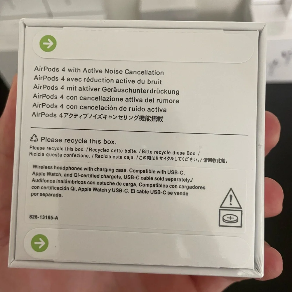 Apple AirPods Pro with MagSafe Case